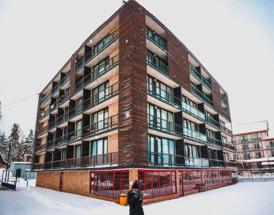 Mgzavrebi Apartment In 巴库里阿尼 外观 照片